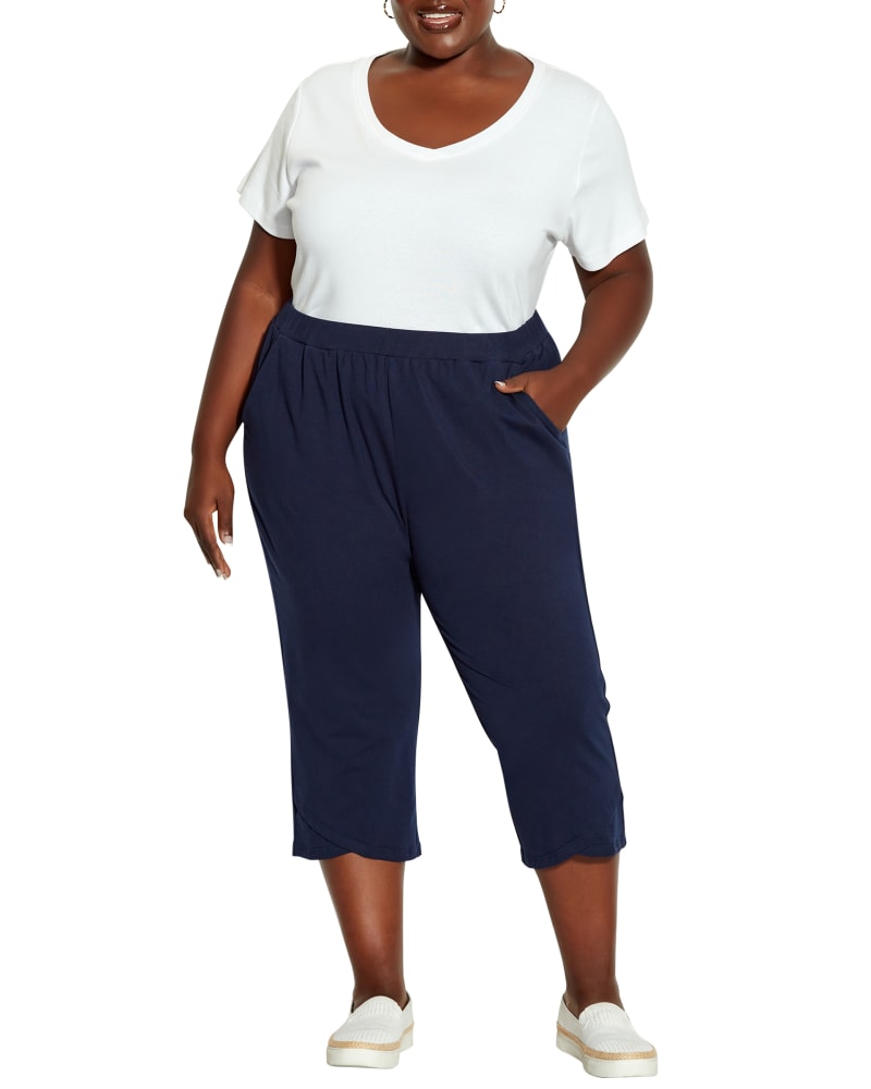 Plus size model wearing  by Avenue | Dia&Co | dia_product_style_image_id:188338